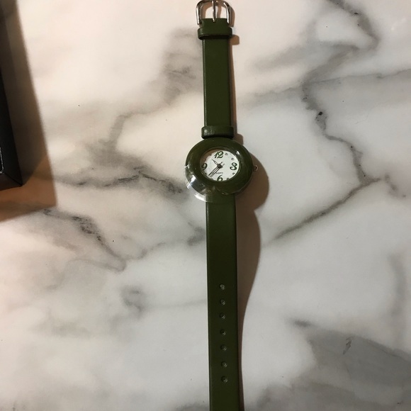 Avon Color Burst Watch Olive NIB - Picture 2 of 9